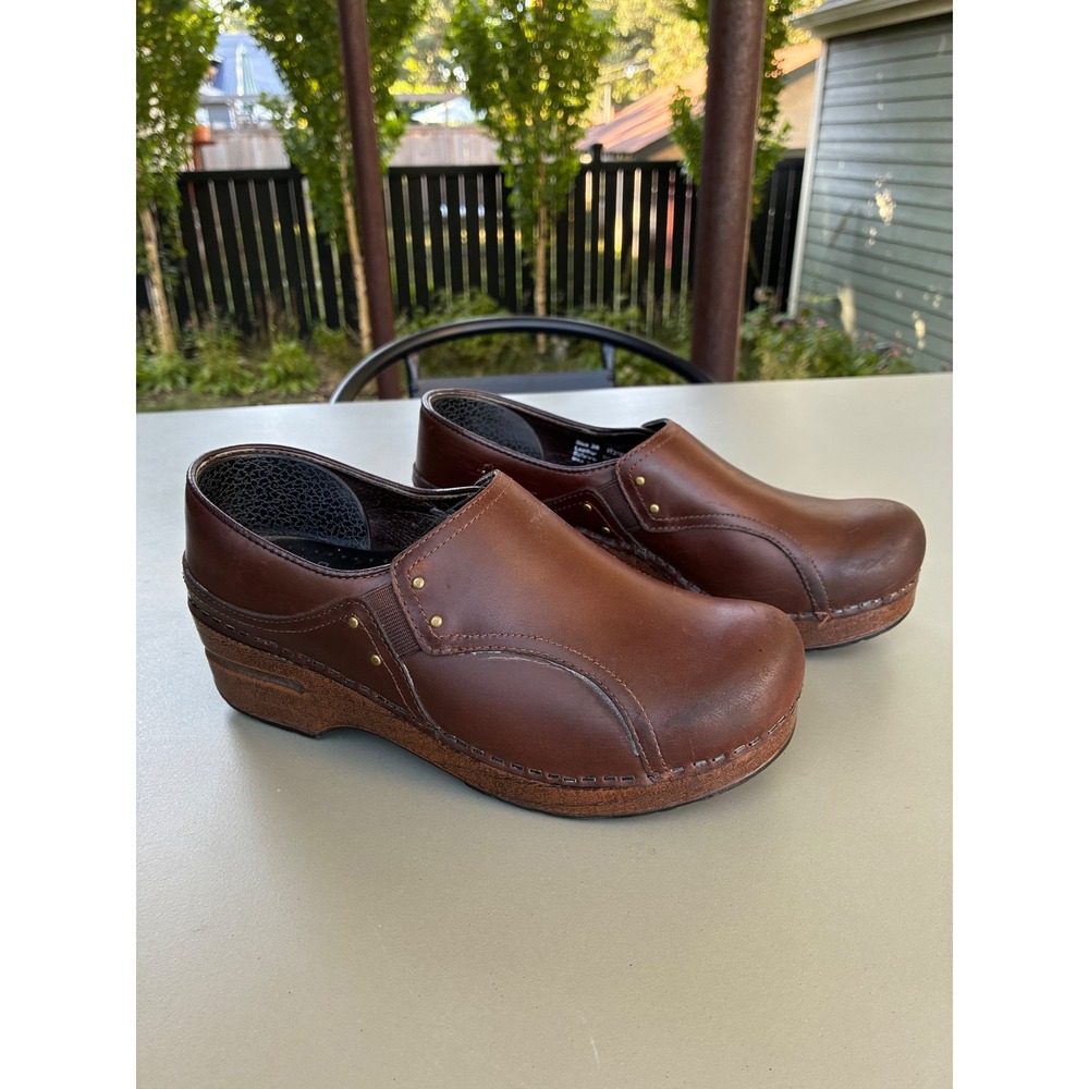 Dansko Phoebe Brown Leather Clogs Women Size EU 36 Closed Back Comfort Shoes